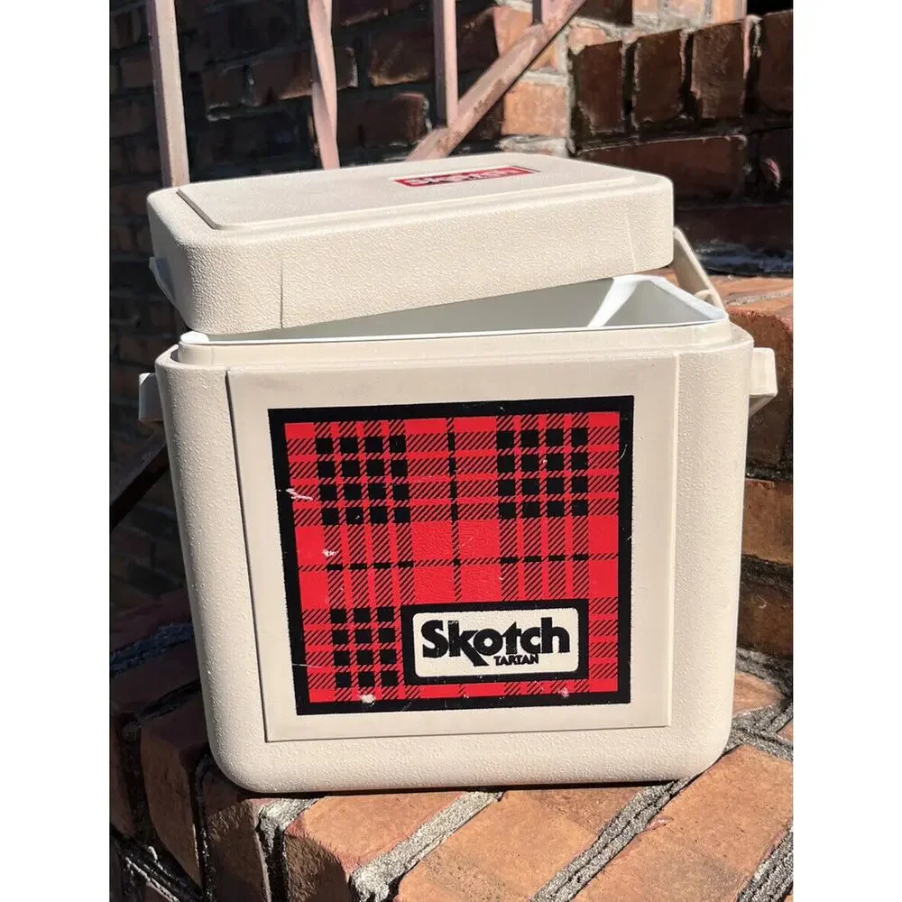 VINTAGE RETRO SKOTCH TARTAN COOLER ICE‎ CHEST PICNIC 6 PACK 11” X 12 X8” RARE